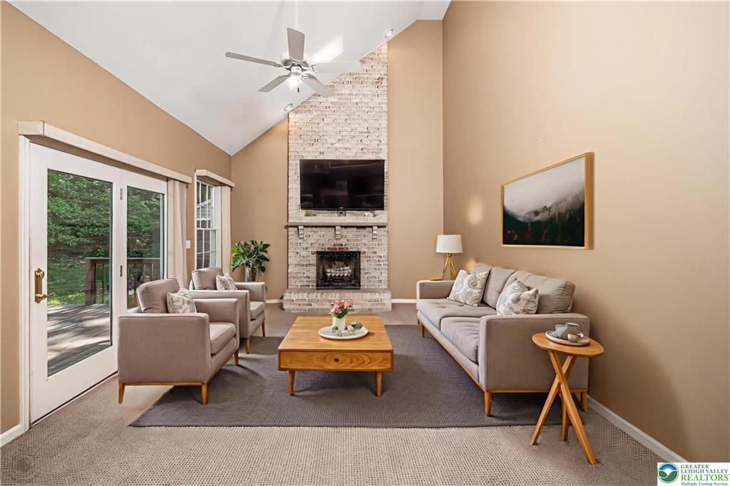 Williams Twp, Pennsylvania 18055, United States, 4 Bedrooms Bedrooms, ,3 BathroomsBathrooms,Residential,Active,147403