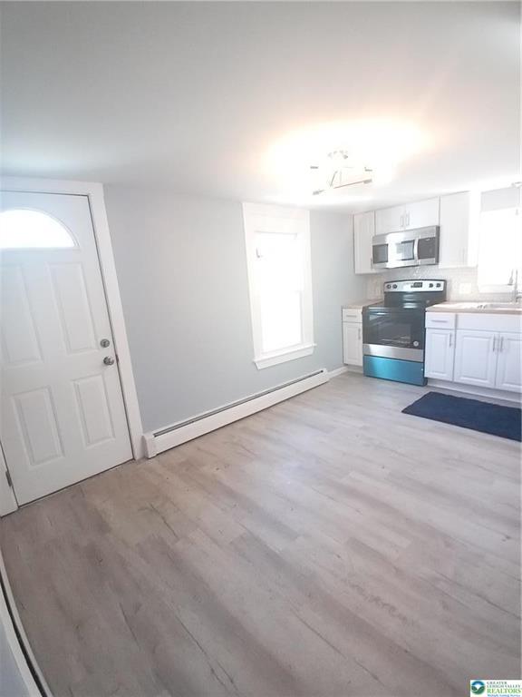 Walnutport Borough, Pennsylvania 18088, United States, 3 Bedrooms Bedrooms, ,1 BathroomBathrooms,Residential,Pending,115391