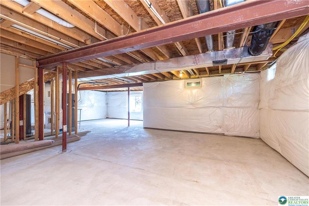 Hanover Twp, Pennsylvania 18017, United States, 3 Bedrooms Bedrooms, ,3 BathroomsBathrooms,Residential,Active,139472