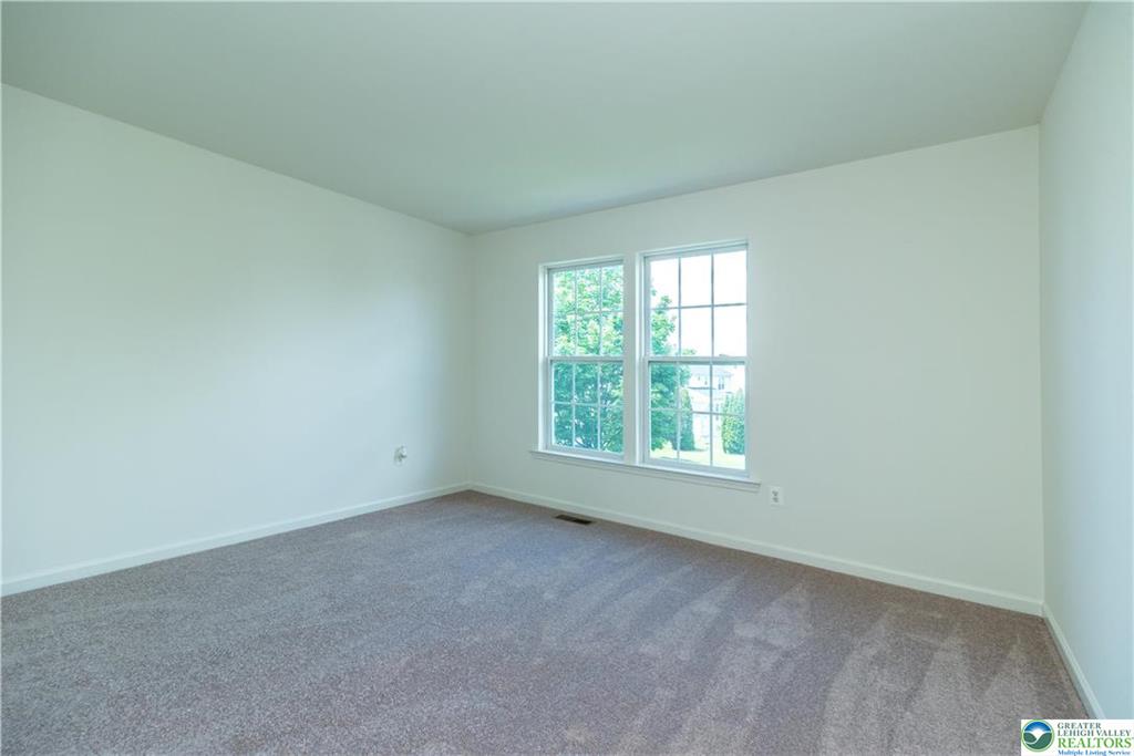 Hanover Twp, Pennsylvania 18017, United States, 3 Bedrooms Bedrooms, ,3 BathroomsBathrooms,Residential,Active,139472