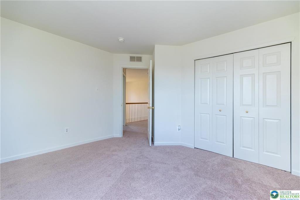 Hanover Twp, Pennsylvania 18017, United States, 3 Bedrooms Bedrooms, ,3 BathroomsBathrooms,Residential,Active,139472