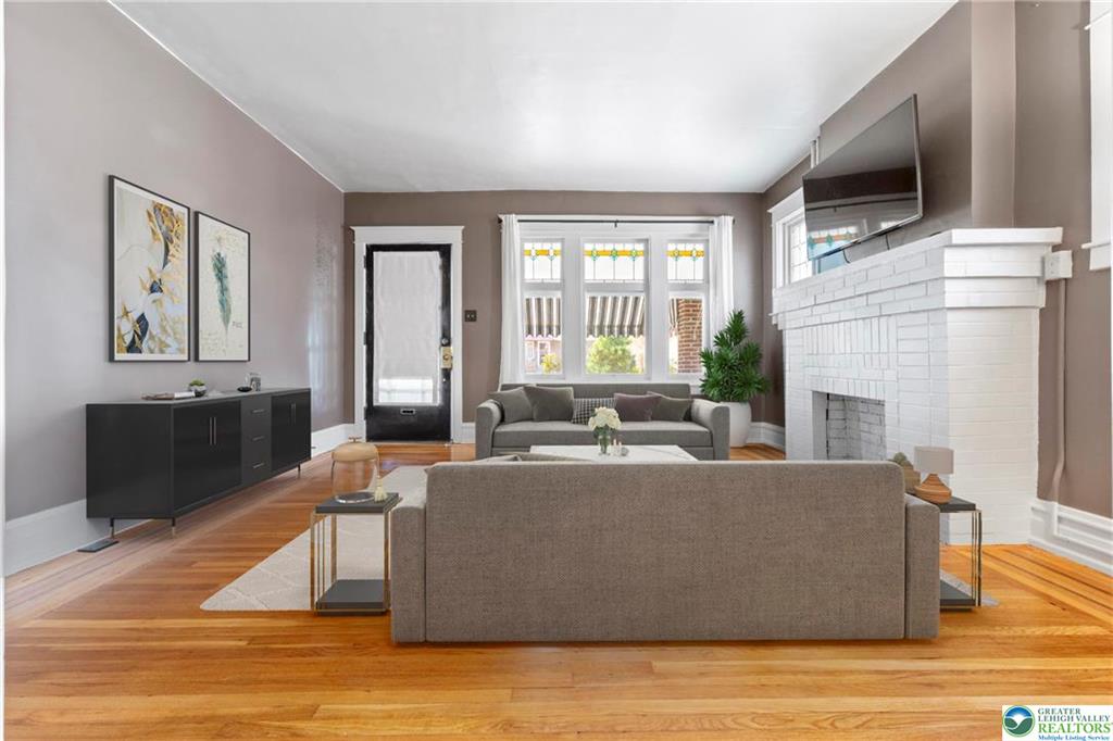 Allentown City, Pennsylvania 18104, United States, 4 Bedrooms Bedrooms, ,2 BathroomsBathrooms,Residential,Pending,116245