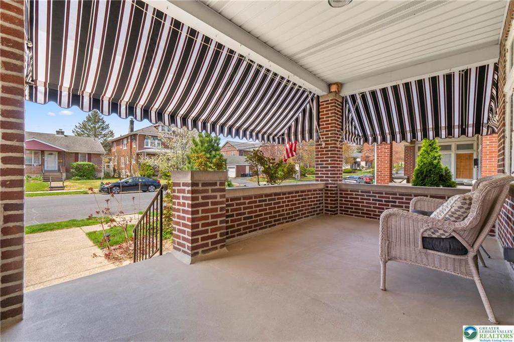 Allentown City, Pennsylvania 18104, United States, 4 Bedrooms Bedrooms, ,2 BathroomsBathrooms,Residential,Pending,116245