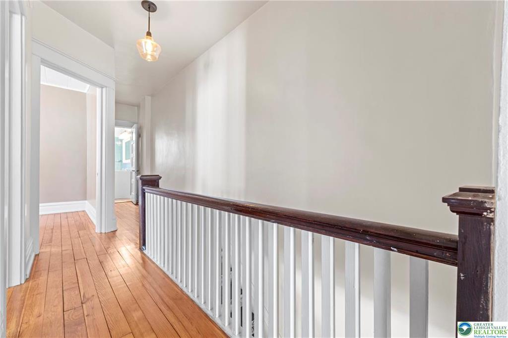 Allentown City, Pennsylvania 18104, United States, 4 Bedrooms Bedrooms, ,2 BathroomsBathrooms,Residential,Pending,116245