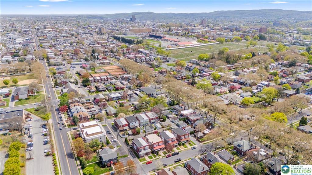 Allentown City, Pennsylvania 18104, United States, 4 Bedrooms Bedrooms, ,2 BathroomsBathrooms,Residential,Pending,116245