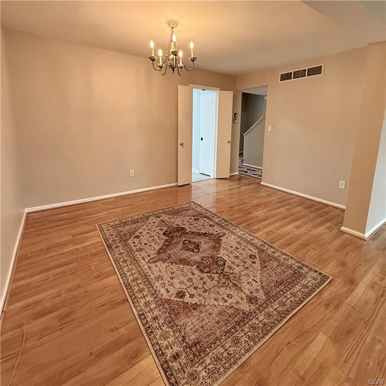 Allentown City, Pennsylvania 18104, United States, 3 Bedrooms Bedrooms, ,4 BathroomsBathrooms,Residential,Pending,89730