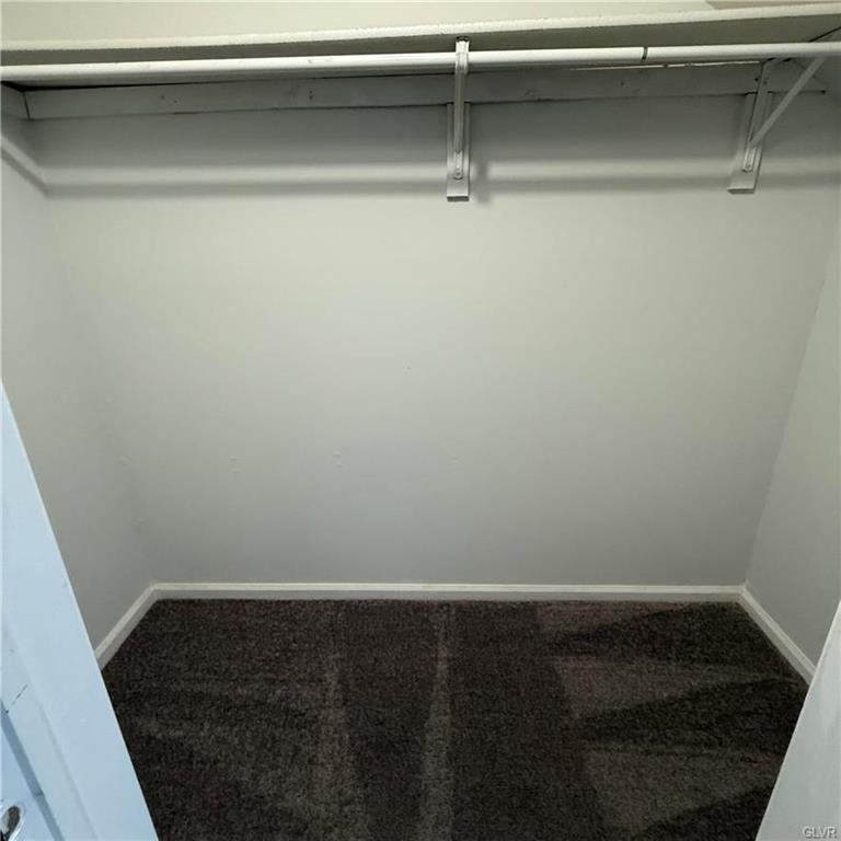 Allentown City, Pennsylvania 18104, United States, 3 Bedrooms Bedrooms, ,4 BathroomsBathrooms,Residential,Pending,89730