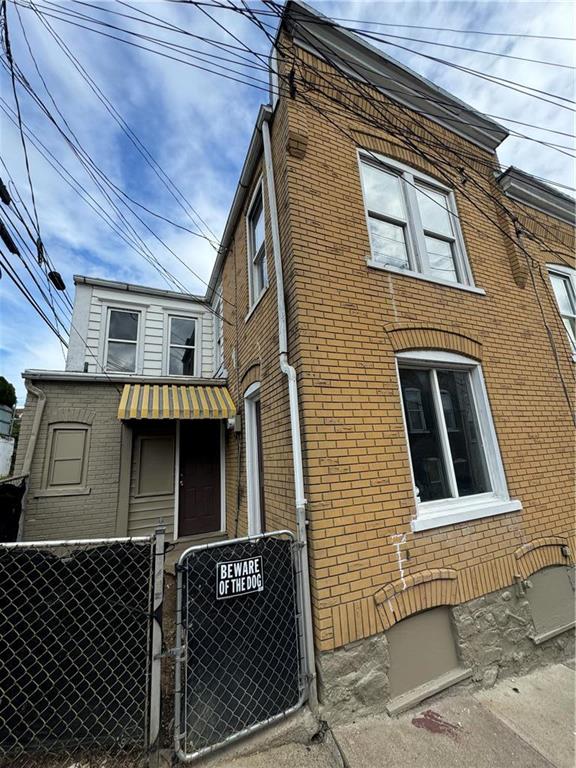 Allentown City, Pennsylvania 18102, United States, 3 Bedrooms Bedrooms, ,1 BathroomBathrooms,Residential,Active,35187