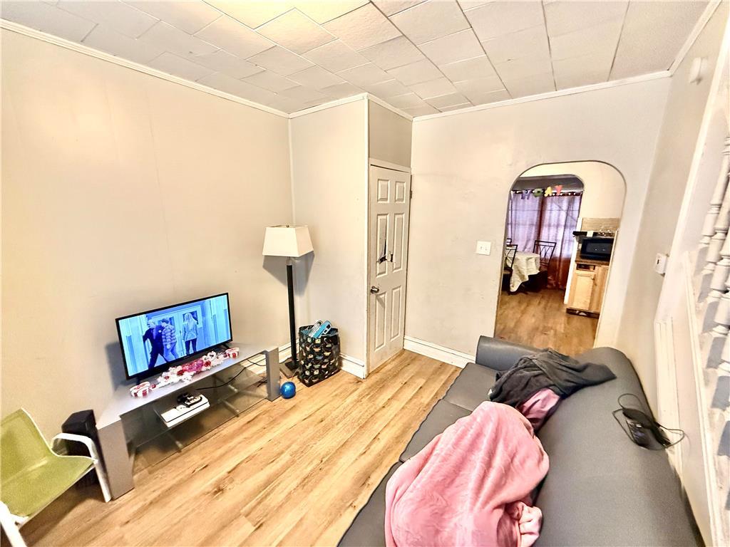 Allentown City, Pennsylvania 18102, United States, 3 Bedrooms Bedrooms, ,1 BathroomBathrooms,Residential,Pending,11208