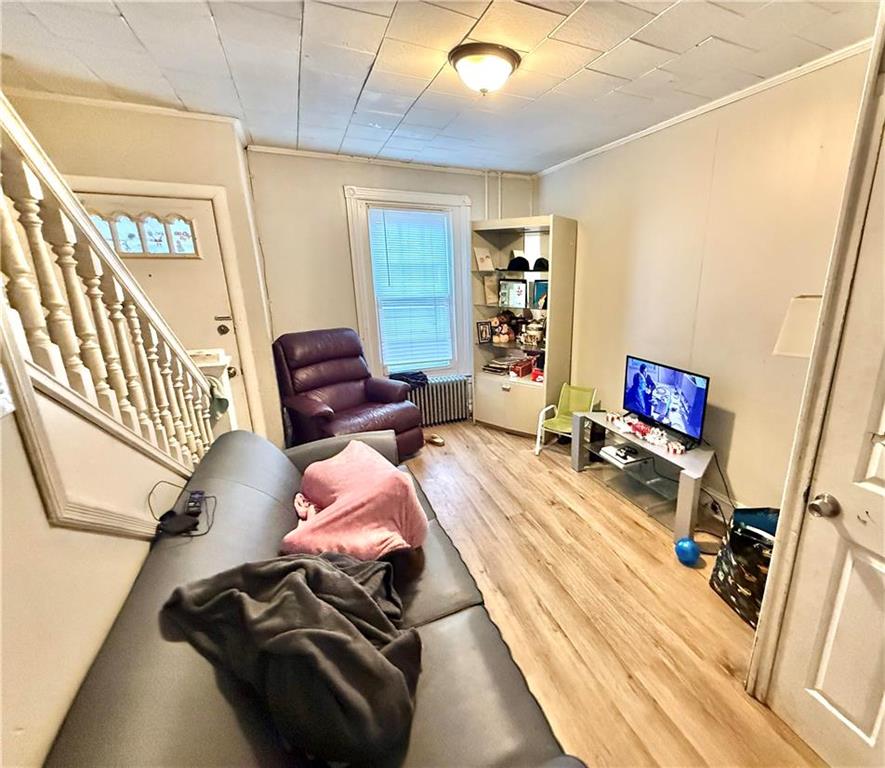 Allentown City, Pennsylvania 18102, United States, 3 Bedrooms Bedrooms, ,1 BathroomBathrooms,Residential,Pending,11208