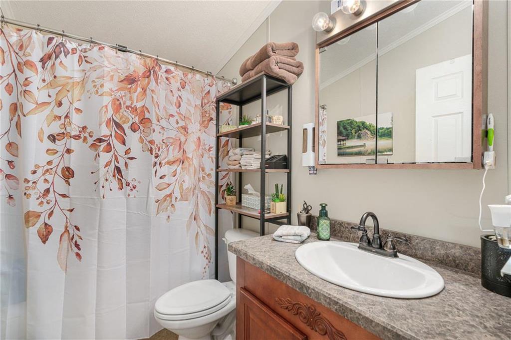 Lower Macungie Twp, Pennsylvania 18062, United States, 2 Bedrooms Bedrooms, ,1 BathroomBathrooms,Residential,Pending,17511