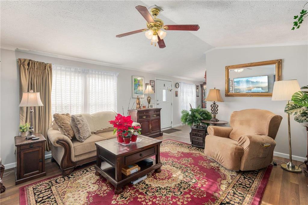 Lower Macungie Twp, Pennsylvania 18062, United States, 2 Bedrooms Bedrooms, ,1 BathroomBathrooms,Residential,Pending,17511