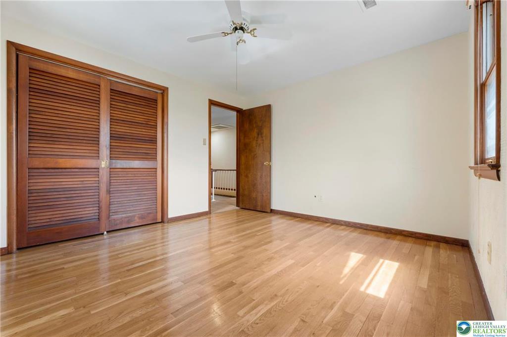 Allentown City, Pennsylvania 18104, United States, 4 Bedrooms Bedrooms, ,3 BathroomsBathrooms,Residential,Pending,121234