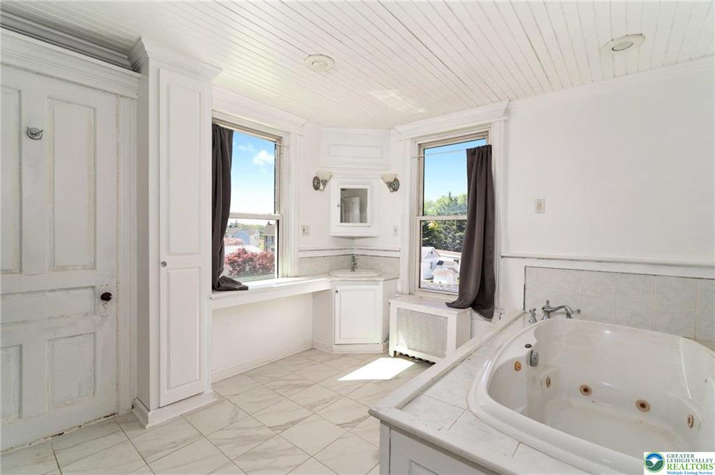 Upper Macungie Twp, Pennsylvania 18051, United States, ,Commercial,Active,120682