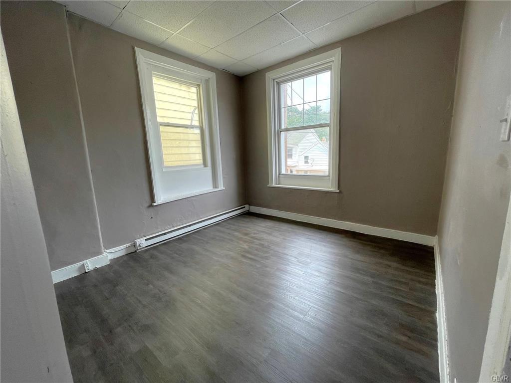 Tamaqua Borough, Pennsylvania 18252, United States, 8 Bedrooms Bedrooms, ,4 BathroomsBathrooms,Residential,Pending,102282