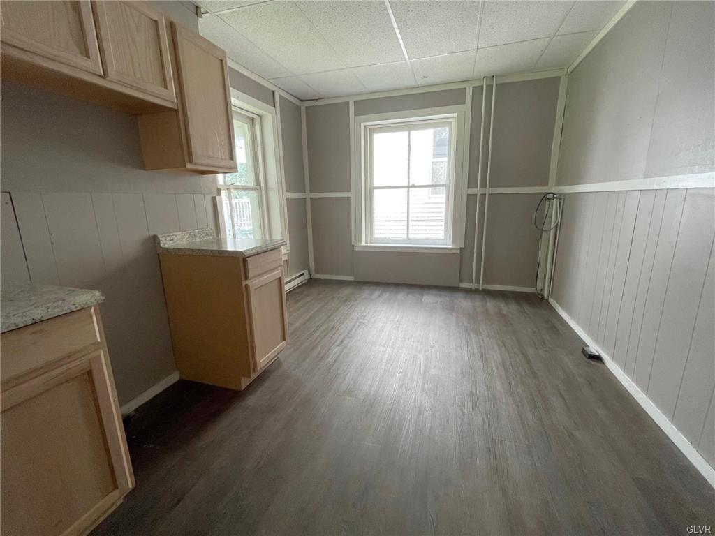 Tamaqua Borough, Pennsylvania 18252, United States, 8 Bedrooms Bedrooms, ,4 BathroomsBathrooms,Residential,Pending,102282