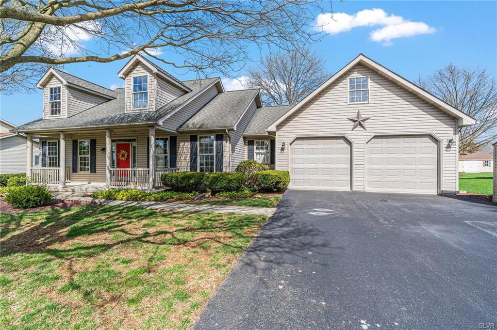 Topton Borough, Pennsylvania 19562, United States, 3 Bedrooms Bedrooms, ,4 BathroomsBathrooms,Residential,Pending,106274