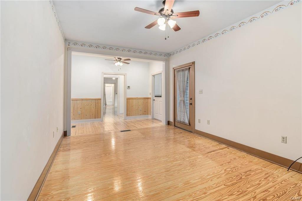 Topton Borough, Pennsylvania 19562, United States, 3 Bedrooms Bedrooms, ,4 BathroomsBathrooms,Residential,Pending,106274