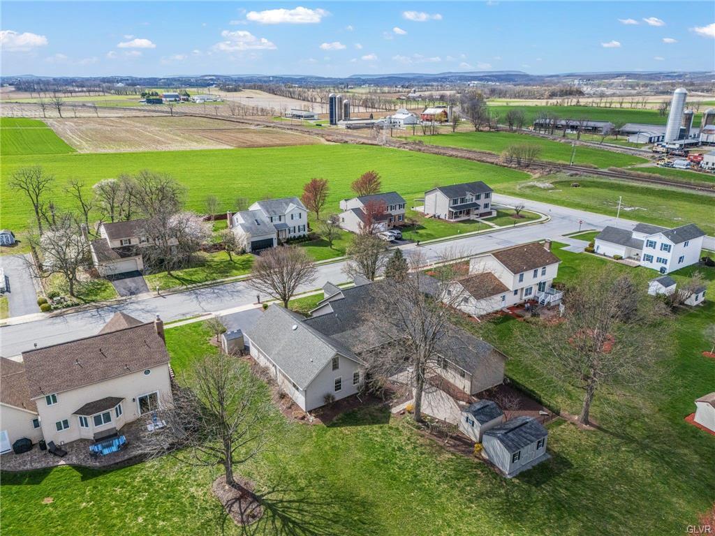 Topton Borough, Pennsylvania 19562, United States, 3 Bedrooms Bedrooms, ,4 BathroomsBathrooms,Residential,Pending,106274