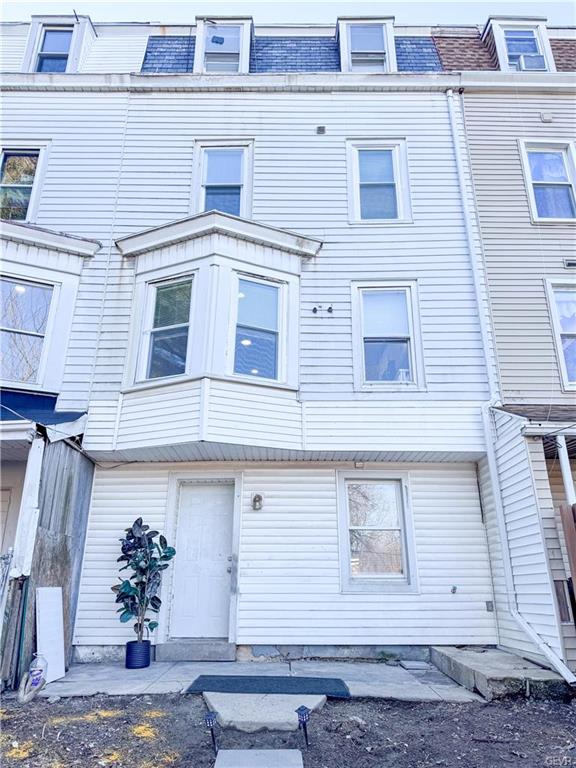 Allentown City, Pennsylvania 18102, United States, 5 Bedrooms Bedrooms, ,2 BathroomsBathrooms,Residential,Pending,86900