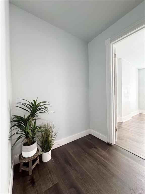 Allentown City, Pennsylvania 18102, United States, 5 Bedrooms Bedrooms, ,2 BathroomsBathrooms,Residential,Pending,86900