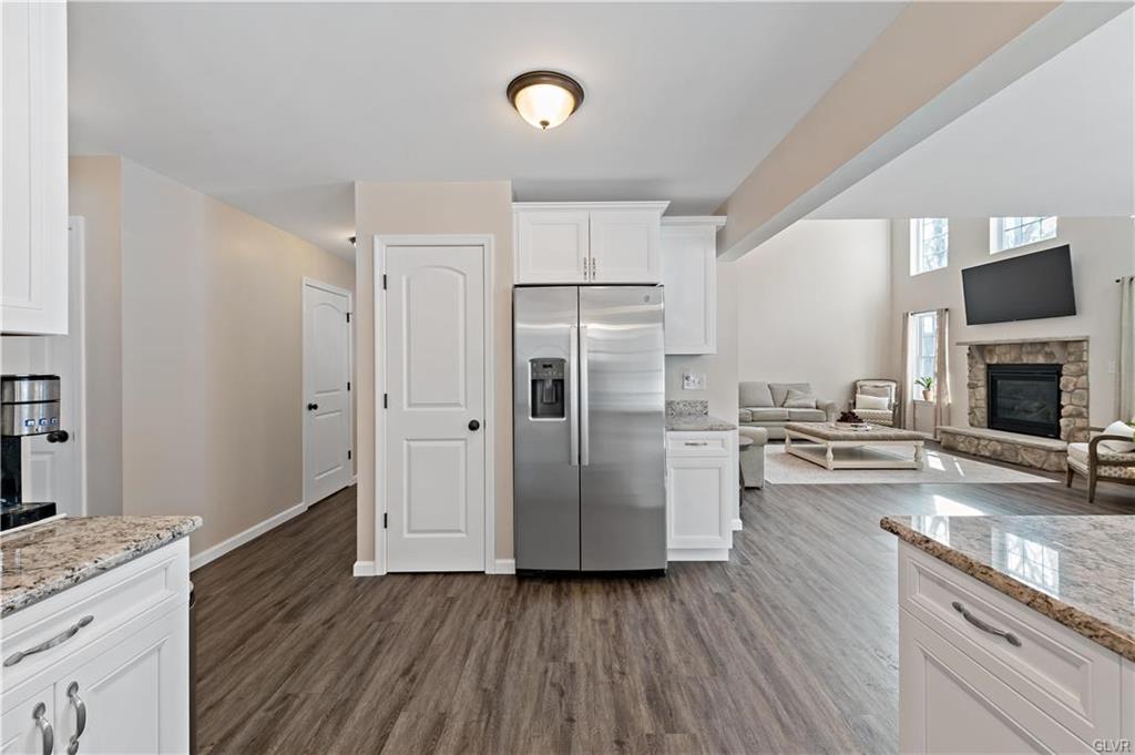 Pike County, Pennsylvania 18428, United States, 4 Bedrooms Bedrooms, ,3 BathroomsBathrooms,Residential,Pending,82942