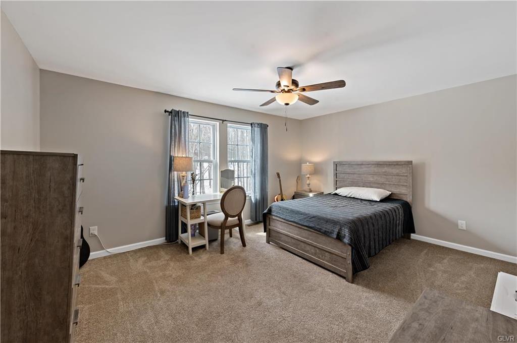 Pike County, Pennsylvania 18428, United States, 4 Bedrooms Bedrooms, ,3 BathroomsBathrooms,Residential,Pending,82942