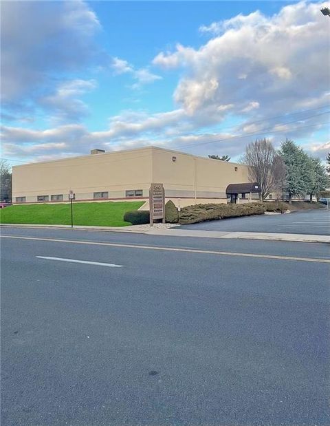 Photo of 940 N New Street, Bethlehem, PA 18018 (MLS # 748922) Photo of 940 N New Street, Bethlehem, PA 18018 (MLS # 748922)