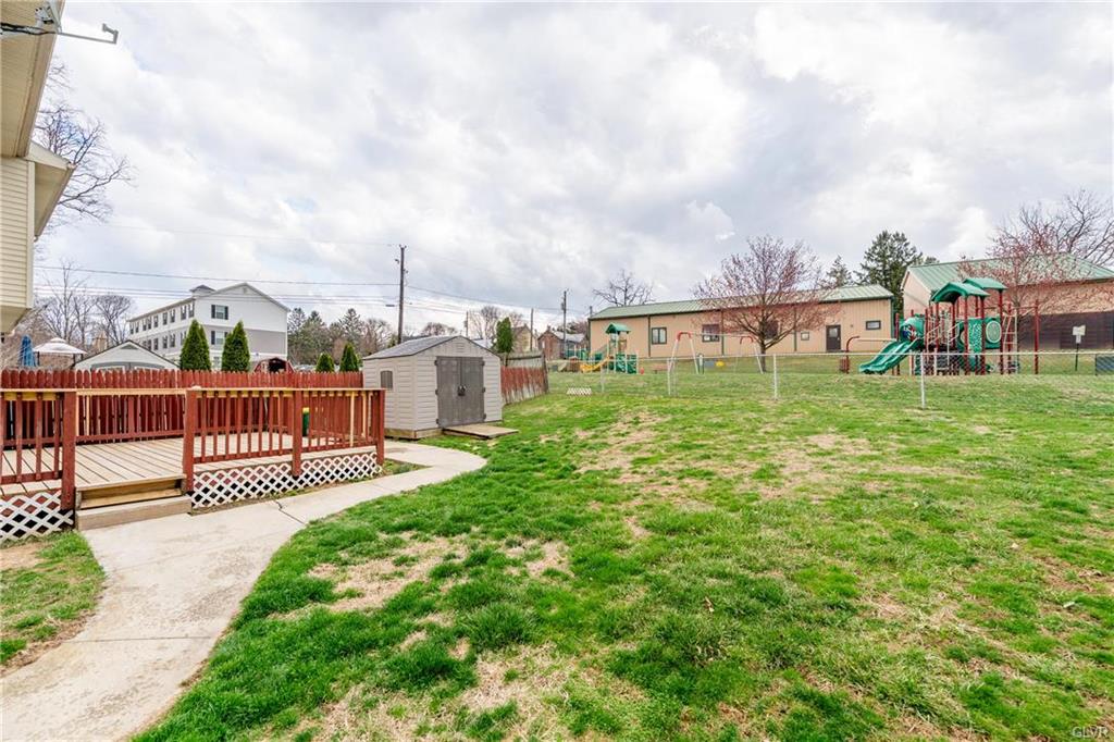 Alburtis Borough, Pennsylvania 18011, United States, 4 Bedrooms Bedrooms, ,3 BathroomsBathrooms,Residential,Pending,100931