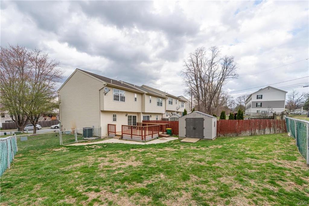 Alburtis Borough, Pennsylvania 18011, United States, 4 Bedrooms Bedrooms, ,3 BathroomsBathrooms,Residential,Pending,100931