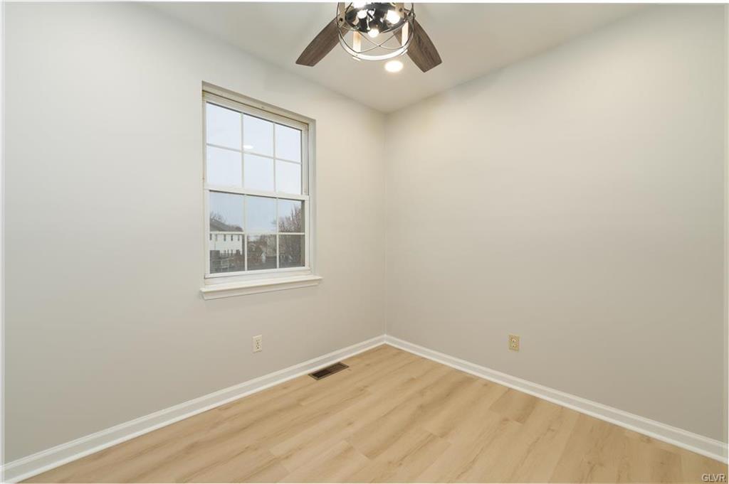 Alburtis Borough, Pennsylvania 18011, United States, 4 Bedrooms Bedrooms, ,3 BathroomsBathrooms,Residential,Pending,100931