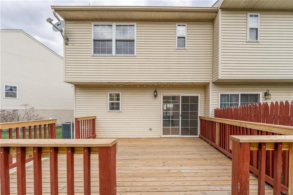 Alburtis Borough, Pennsylvania 18011, United States, 4 Bedrooms Bedrooms, ,3 BathroomsBathrooms,Residential,Pending,100931