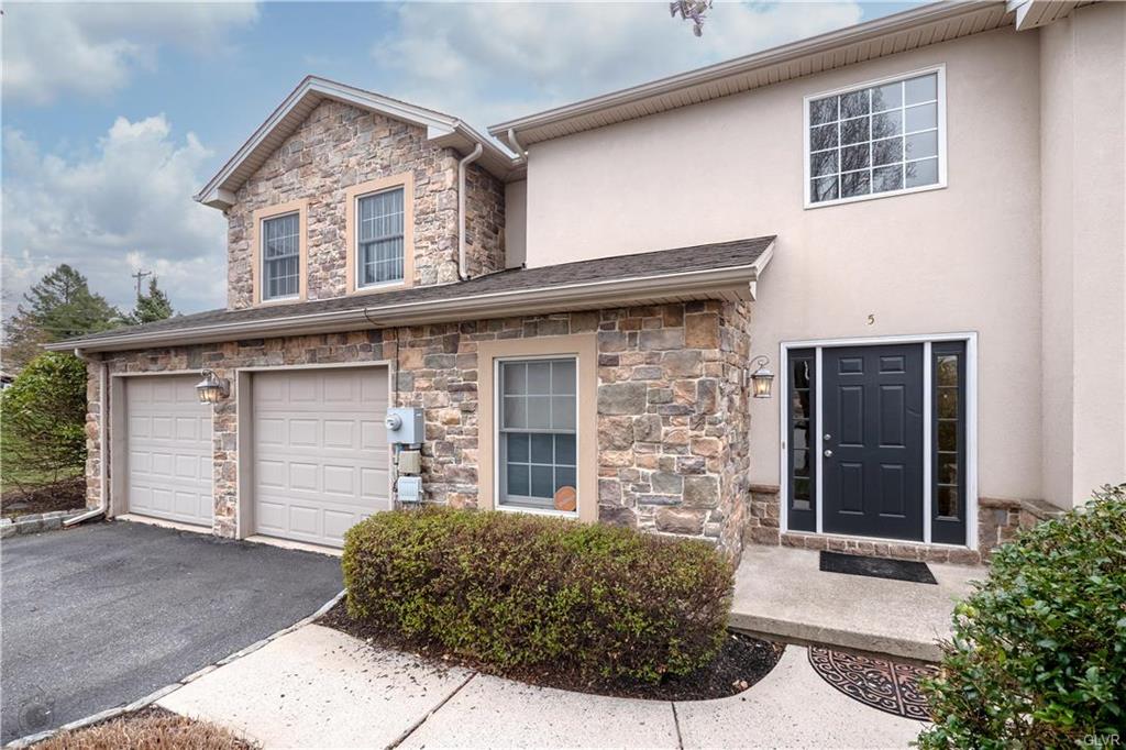 Forks Twp, Pennsylvania 18040, United States, 3 Bedrooms Bedrooms, ,3 BathroomsBathrooms,Residential,Active,102782