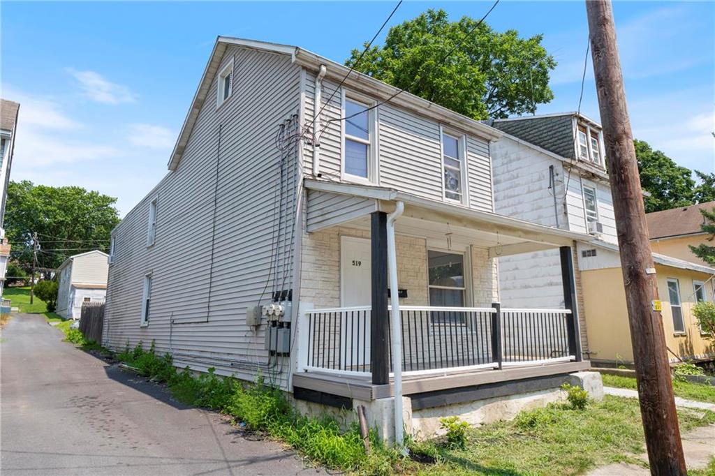 Allentown City, Pennsylvania 18109, United States, 4 Bedrooms Bedrooms, ,2 BathroomsBathrooms,Residential,Active,51614