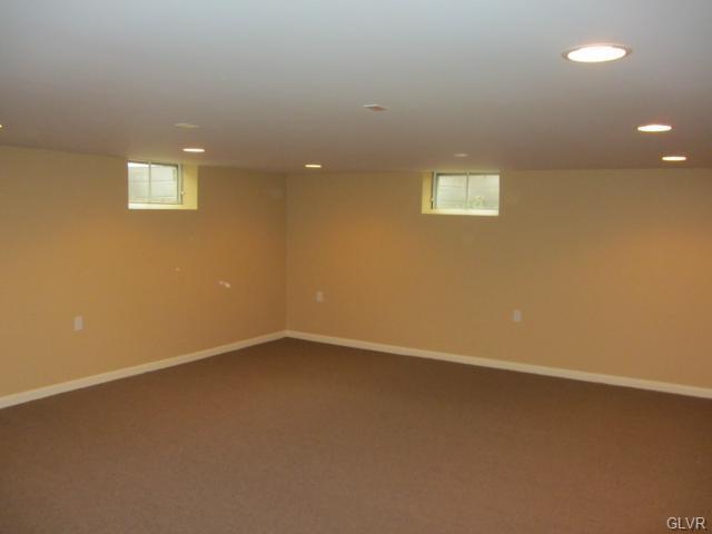 Bethlehem City, Pennsylvania 18017, United States, 3 Bedrooms Bedrooms, ,2 BathroomsBathrooms,Residential,Active,3795