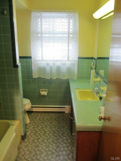Bethlehem City, Pennsylvania 18017, United States, 3 Bedrooms Bedrooms, ,2 BathroomsBathrooms,Residential,Active,3795