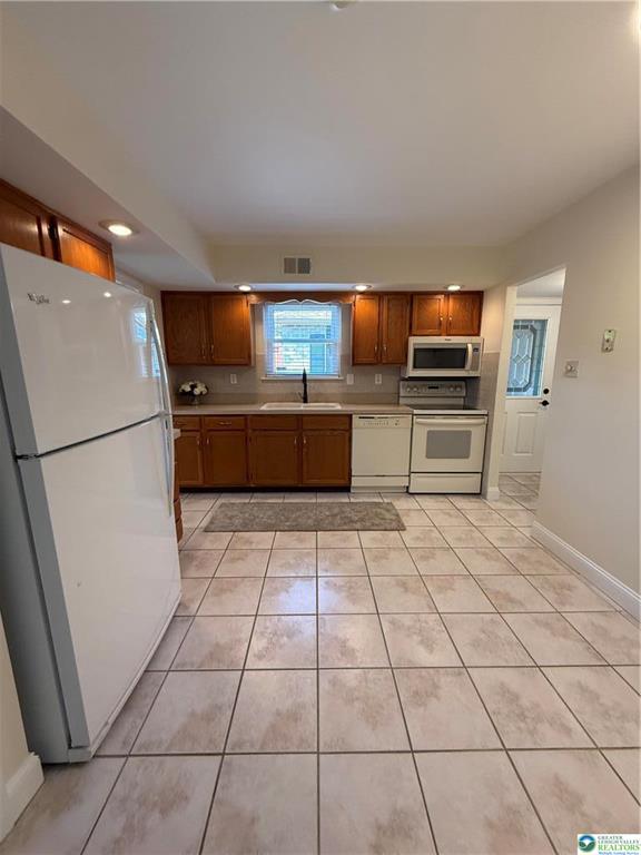 Macungie Borough, Pennsylvania 18062, United States, 3 Bedrooms Bedrooms, ,2 BathroomsBathrooms,Residential,Pending,128894