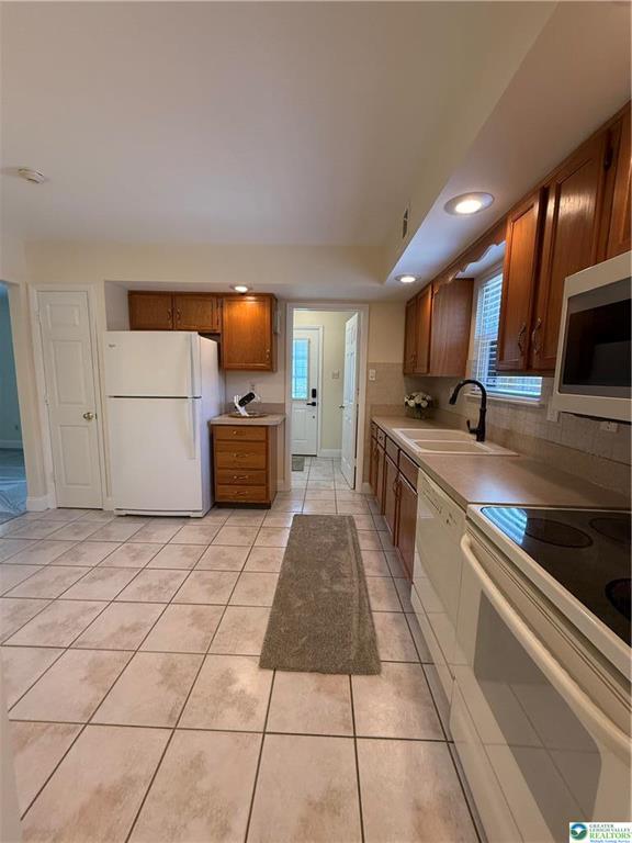 Macungie Borough, Pennsylvania 18062, United States, 3 Bedrooms Bedrooms, ,2 BathroomsBathrooms,Residential,Pending,128894