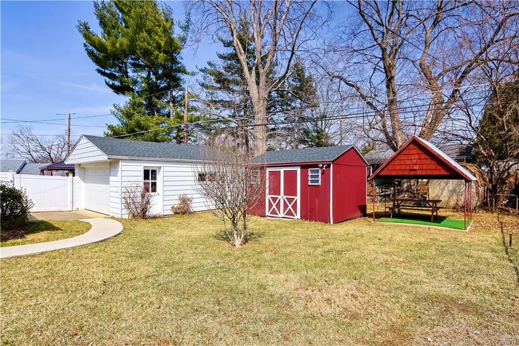 Allentown City, Pennsylvania 18103, United States, 2 Bedrooms Bedrooms, ,1 BathroomBathrooms,Residential,Pending,91072