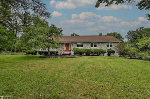 2001 Quarter Mile Road, Lower Saucon Twp, PA 18015 - MLS#: 742257