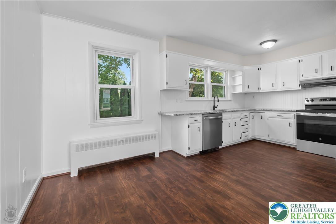 Bethlehem City, Pennsylvania 18017, United States, 4 Bedrooms Bedrooms, ,2 BathroomsBathrooms,Residential,Active,186401