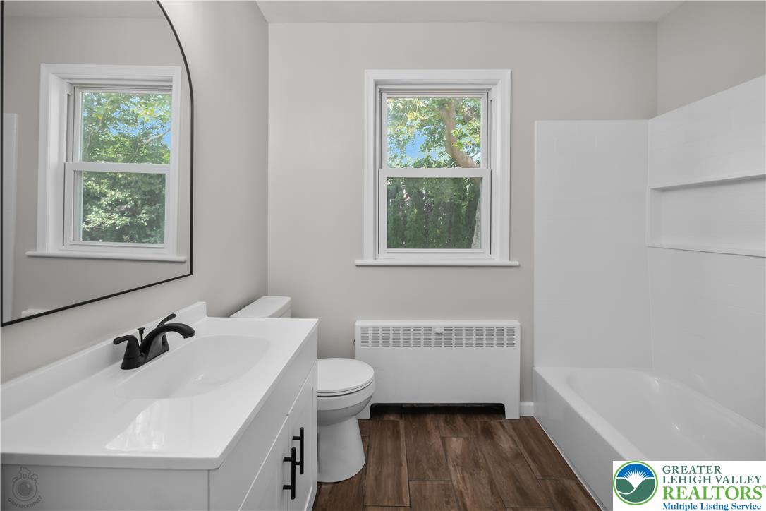 Bethlehem City, Pennsylvania 18017, United States, 4 Bedrooms Bedrooms, ,2 BathroomsBathrooms,Residential,Active,186401