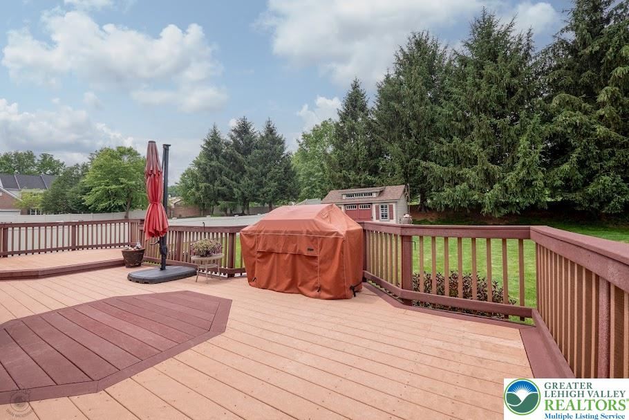 Macungie Boro, Pennsylvania 18062, United States, 4 Bedrooms Bedrooms, ,3 BathroomsBathrooms,Residential,Pending,153515