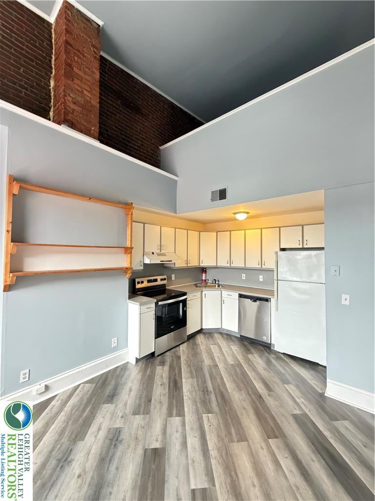 11 S 2nd Street 12