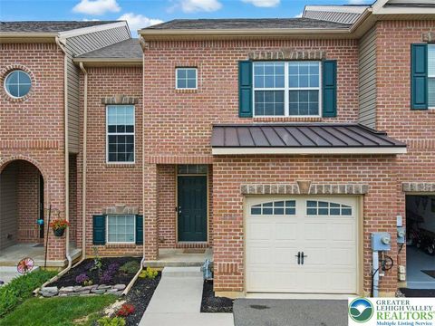 Photo of 4492 Cottonwood Drive, Nazareth, PA 18064 (MLS # 766124) Photo of 4492 Cottonwood Drive, Nazareth, PA 18064 (MLS # 766124)