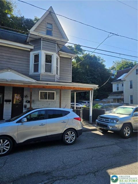 Photo of 201 Schuylkill Avenue, Tamaqua Boro, PA 18252 (MLS # 763553) Photo of 201 Schuylkill Avenue, Tamaqua Boro, PA 18252 (MLS # 763553)