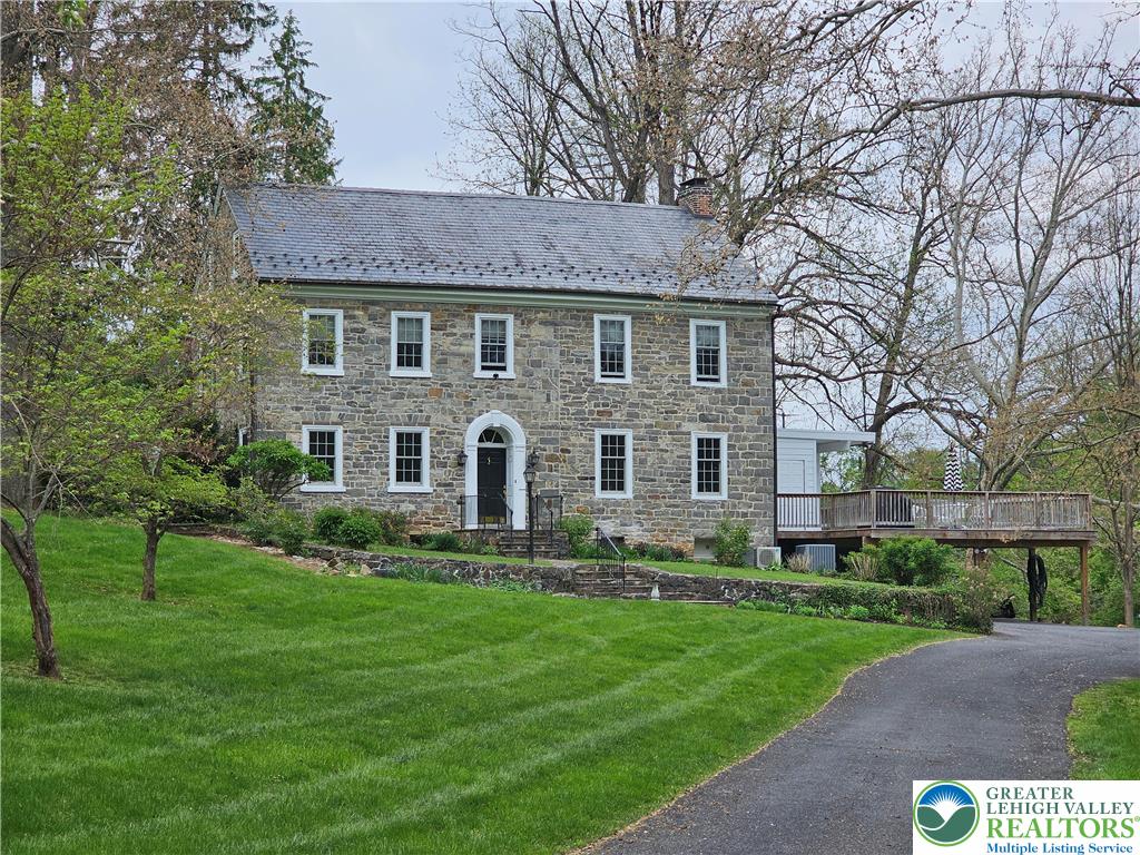 200 Bella Vista Drive