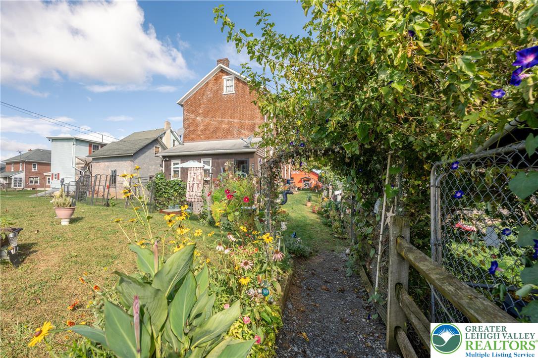 Maxatawny Twp, Pennsylvania 19539, United States, 6 Bedrooms Bedrooms, ,2 BathroomsBathrooms,Residential,Active,219177