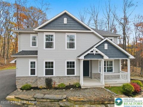 Photo of 1005 McKinley Way, East Stroudsburg, PA 18301 (MLS # 769064)