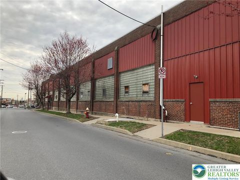 Photo of 550 S Green Street, Nazareth Boro, PA 18064 (MLS # 762497) Photo of 550 S Green Street, Nazareth Boro, PA 18064 (MLS # 762497)